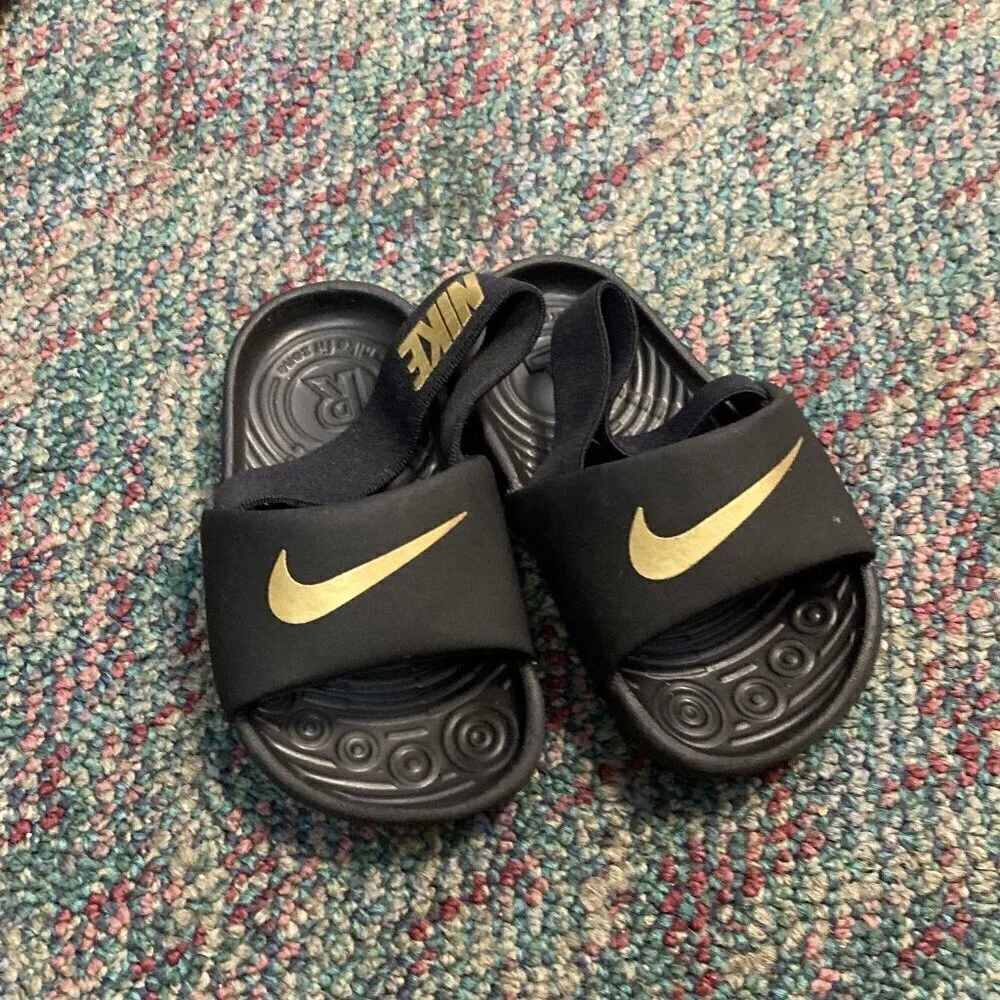 Nike Kawa toddler slide shoes sz 0-3 mos